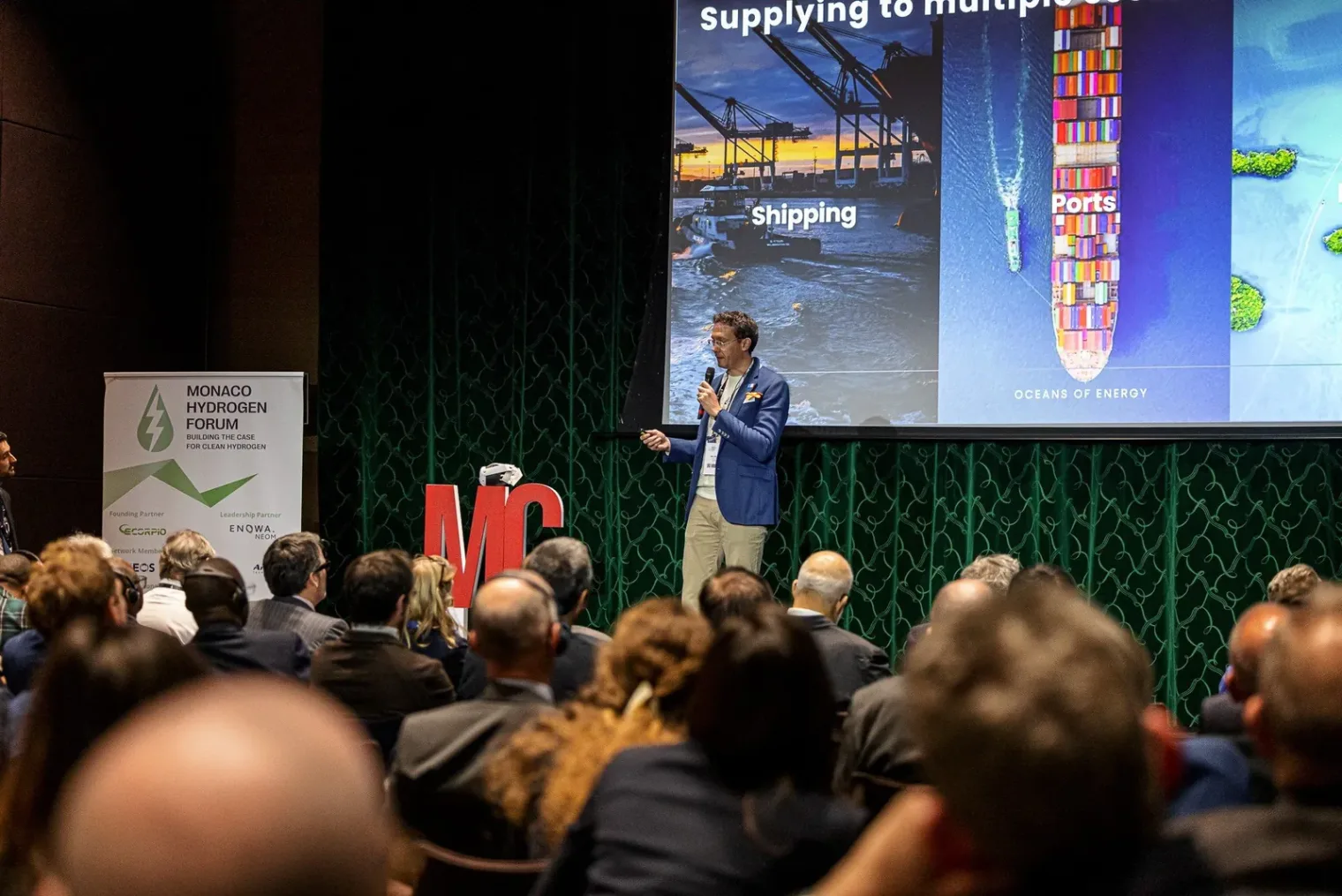 Ben Medland pitching on stage at the Monaco Prize